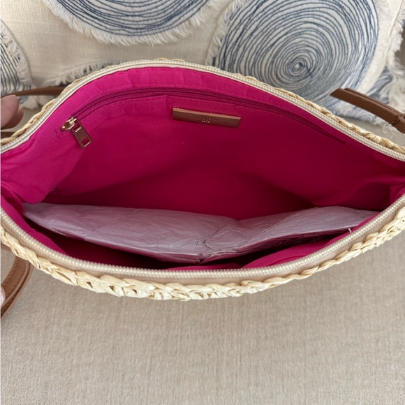 Brown Crossbody Straw Bag with Vacay Script - Picture 3 of 4